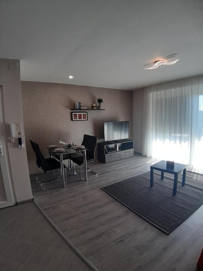 Profi Keco Apartman Balatonalmádi Exteriér fotografie