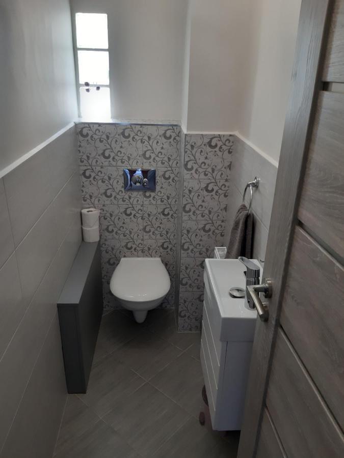 Profi Keco Apartman Balatonalmádi Exteriér fotografie
