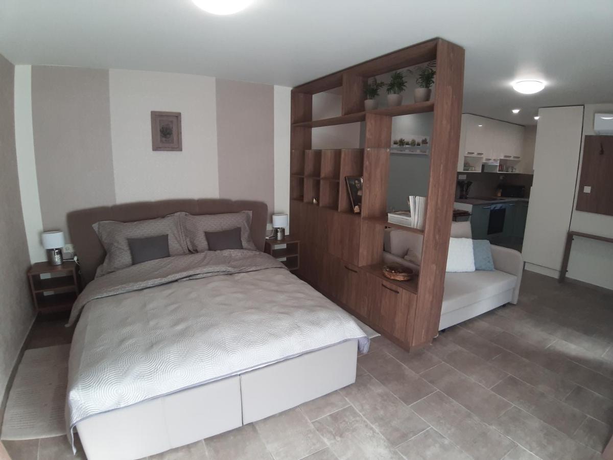 Profi Keco Apartman Balatonalmádi Exteriér fotografie