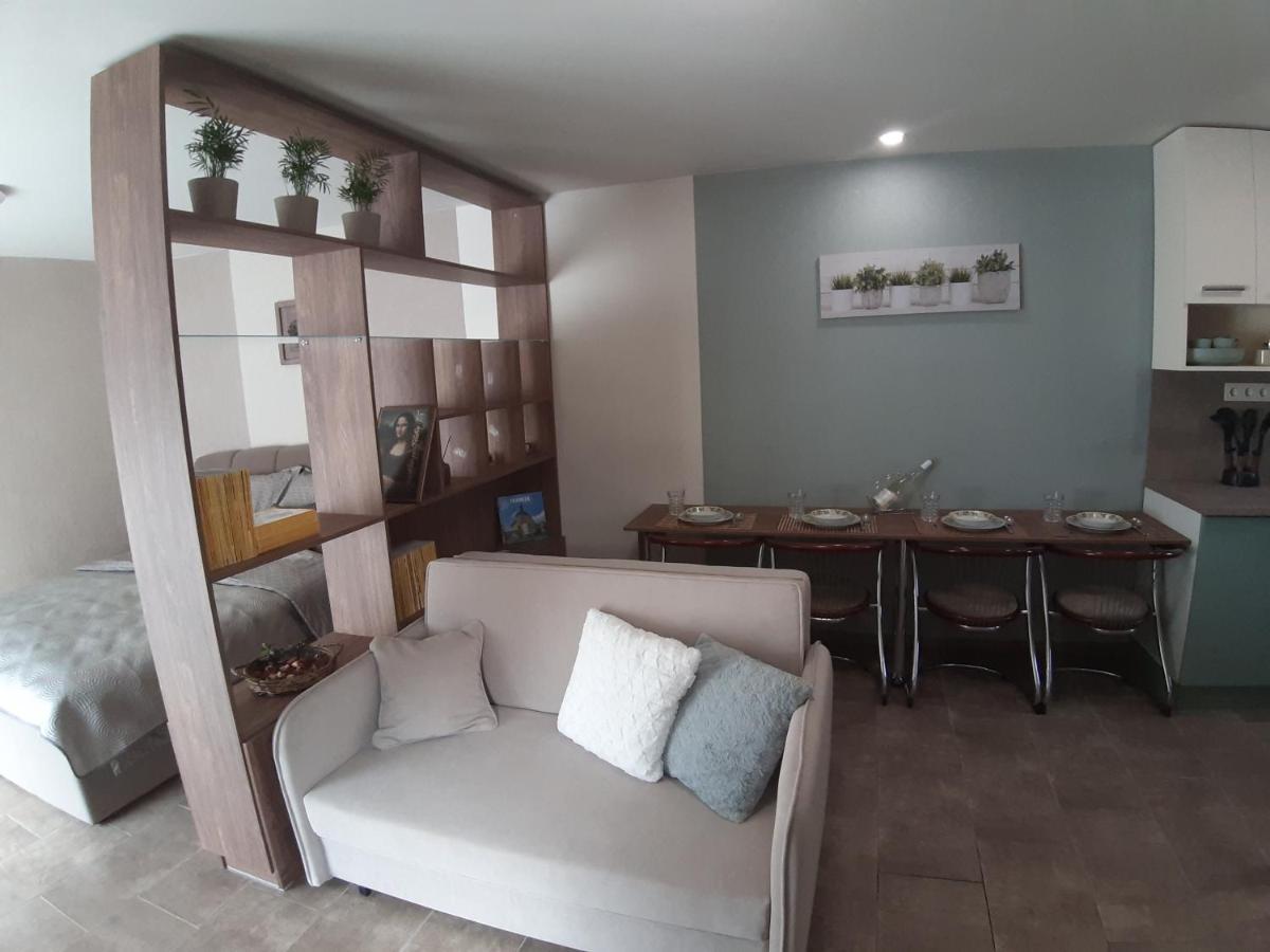 Profi Keco Apartman Balatonalmádi Exteriér fotografie