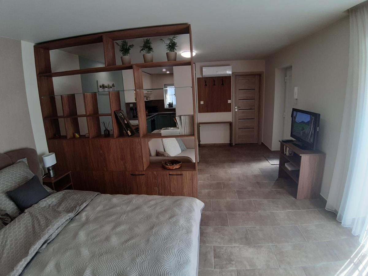 Profi Keco Apartman Balatonalmádi Exteriér fotografie
