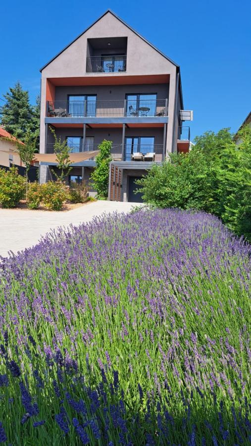Profi Keco Apartman Balatonalmádi Exteriér fotografie