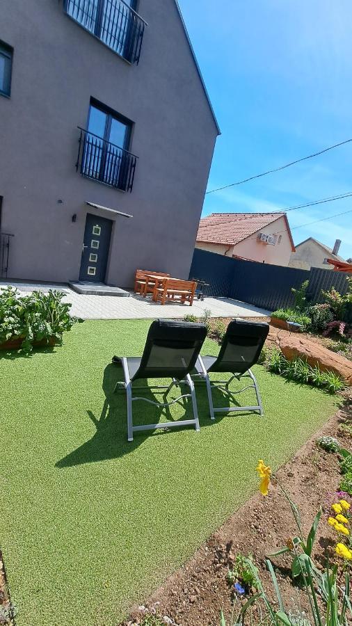 Profi Keco Apartman Balatonalmádi Exteriér fotografie