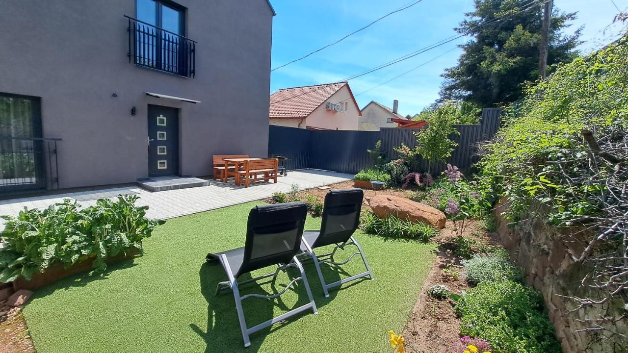 Profi Keco Apartman Balatonalmádi Exteriér fotografie
