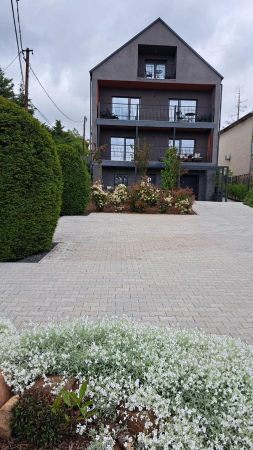 Profi Keco Apartman Balatonalmádi Exteriér fotografie
