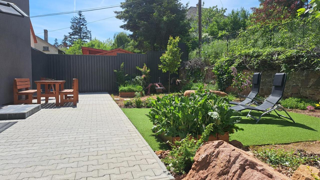 Profi Keco Apartman Balatonalmádi Exteriér fotografie